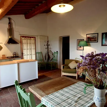 Casina Di Cornia Alloggio per agriturismo *